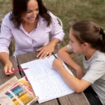 Como integrar o desenvolvimento socioemocional ao currículo escolar