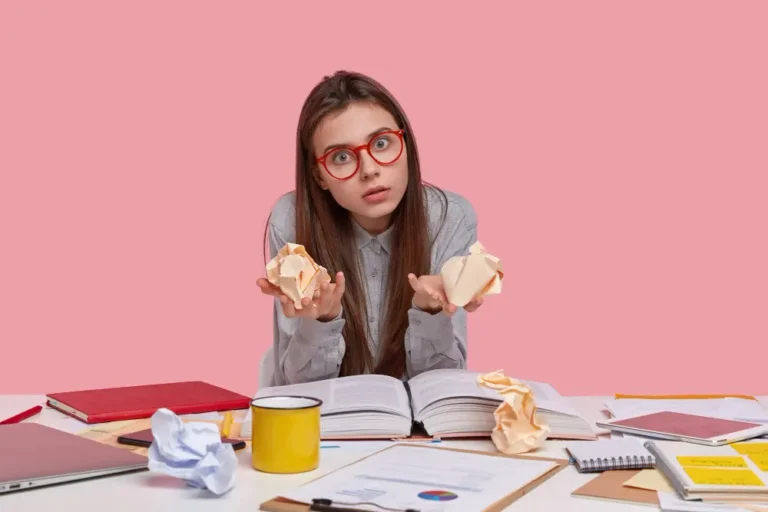 como reduzir inadimplência escolar