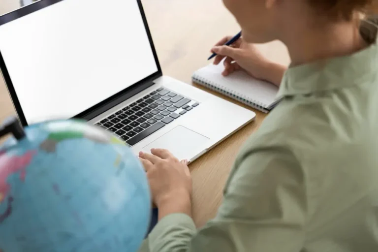 sistema de gestão escolar online melhora matrículas