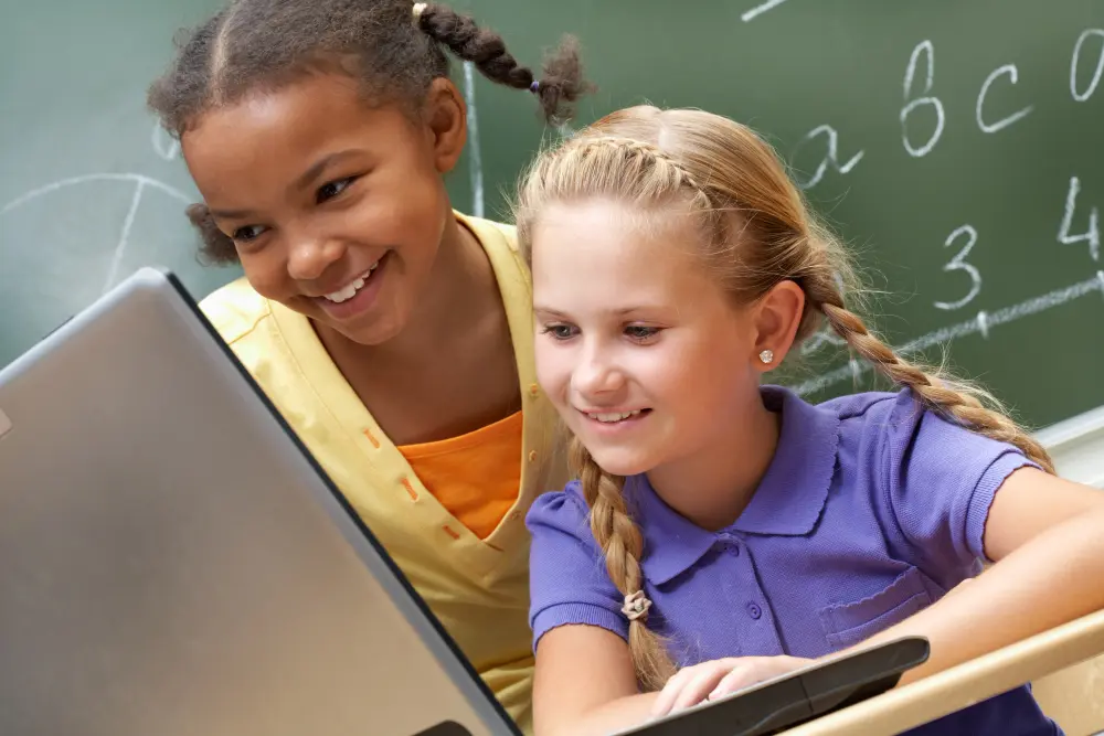 A importância de um aplicativo escolar integrado